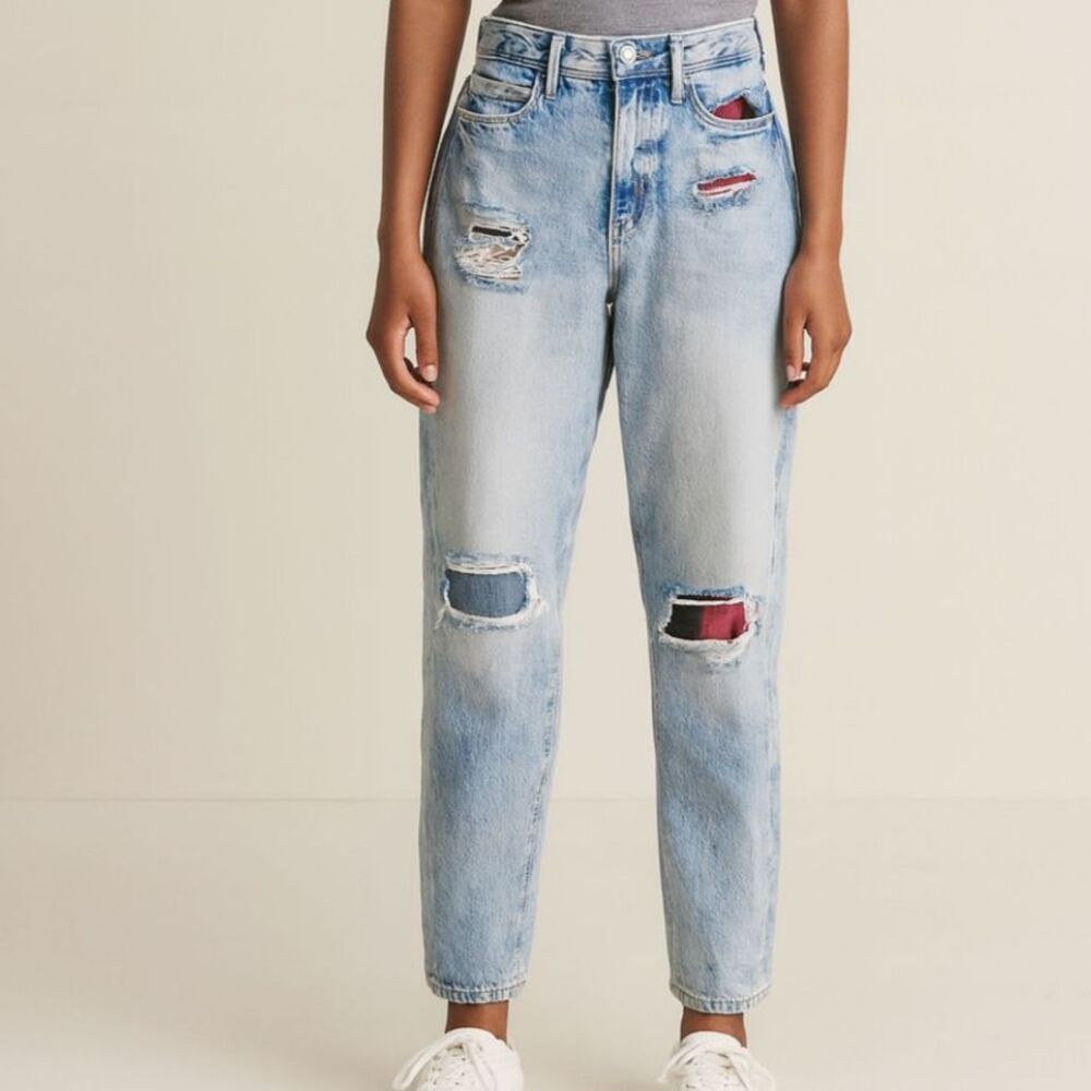 American Eagle Patch Jeans Size 0 Petite - image 1